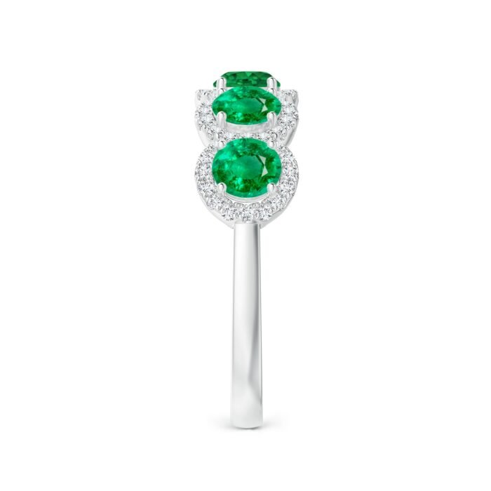 4mm aaa emerald white gold ring 3