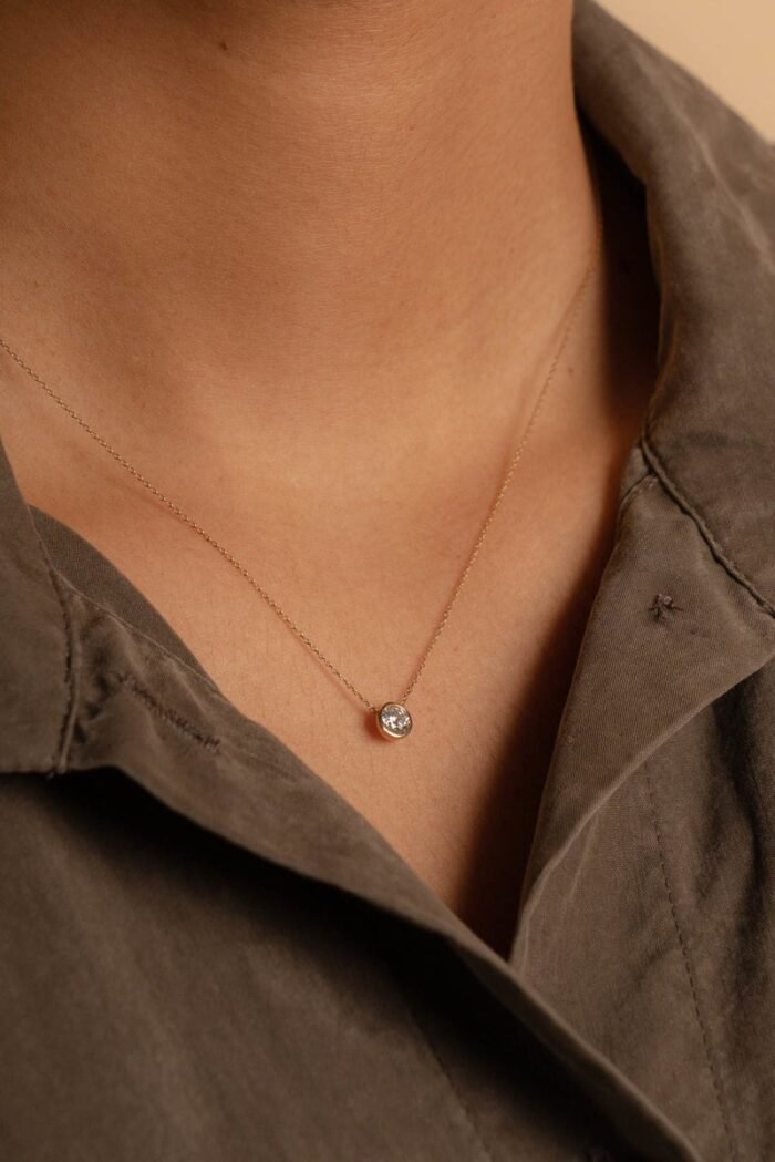 03ct bezel diamond necklace 4177